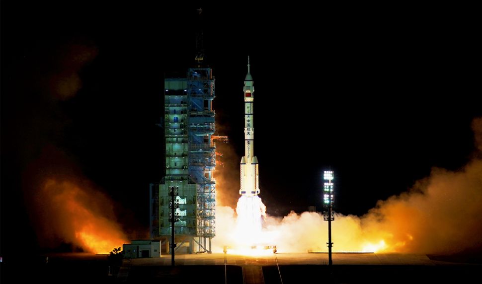 ภารกิจเสินโจว 13 พร้อมนักบินอวกาศขึ้นไปปฏิบัติภารกิจบนสถานีอวกาศแห่งใหม่ของจีนแล้ว