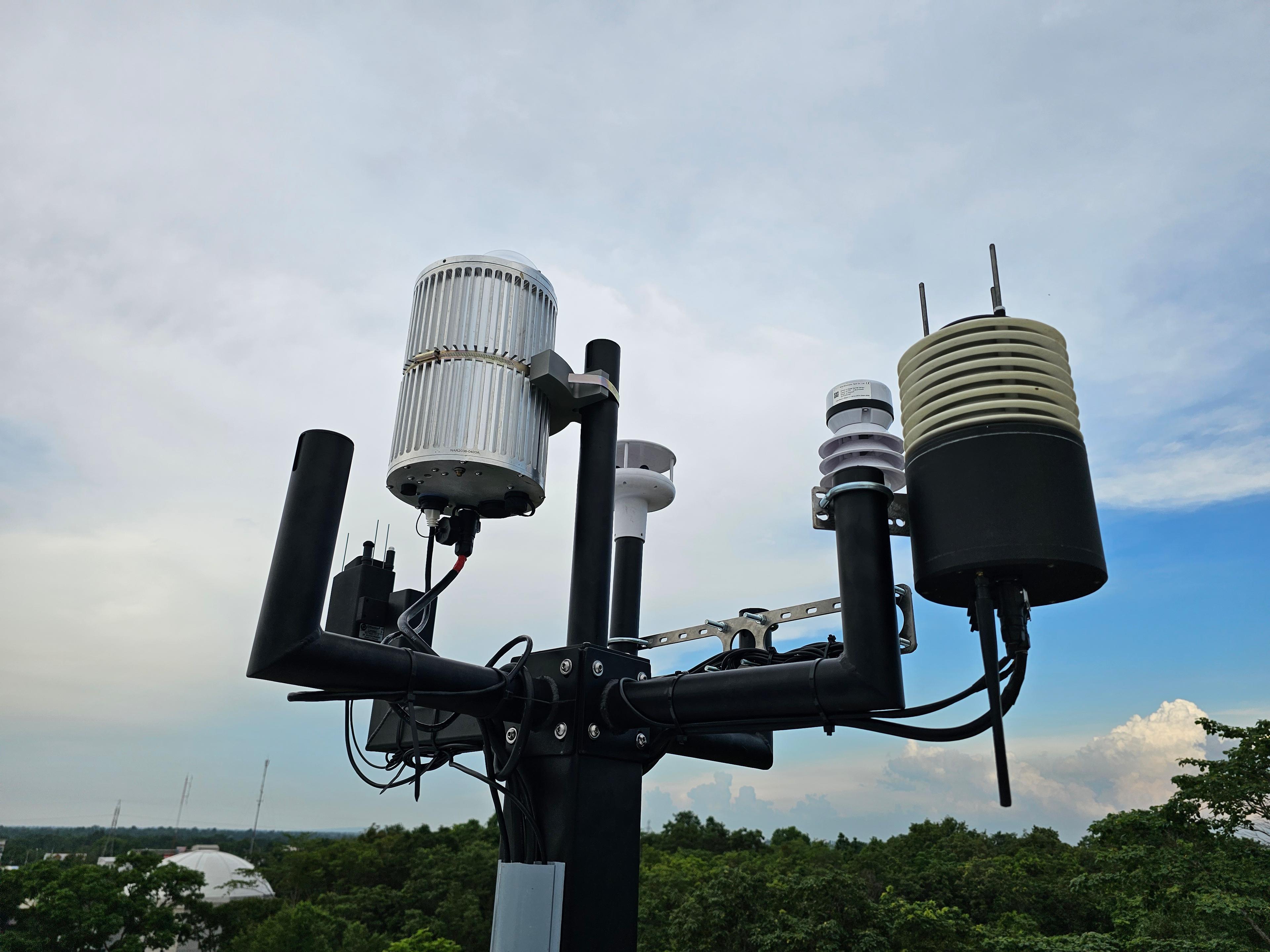 Wireless Weather Monitoring System