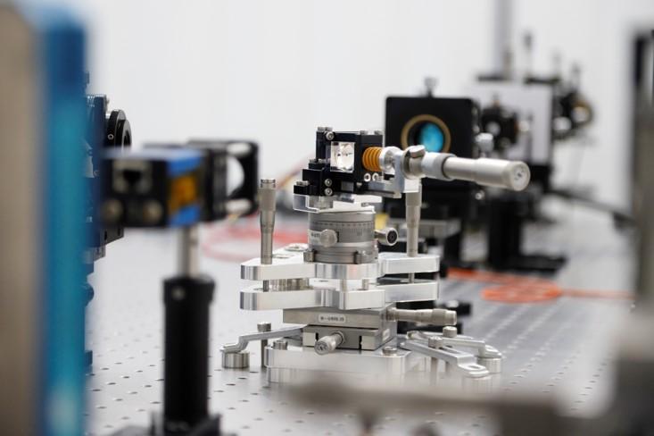 High resolution imaging systems with Adaptive Optics (EvWaCo)
