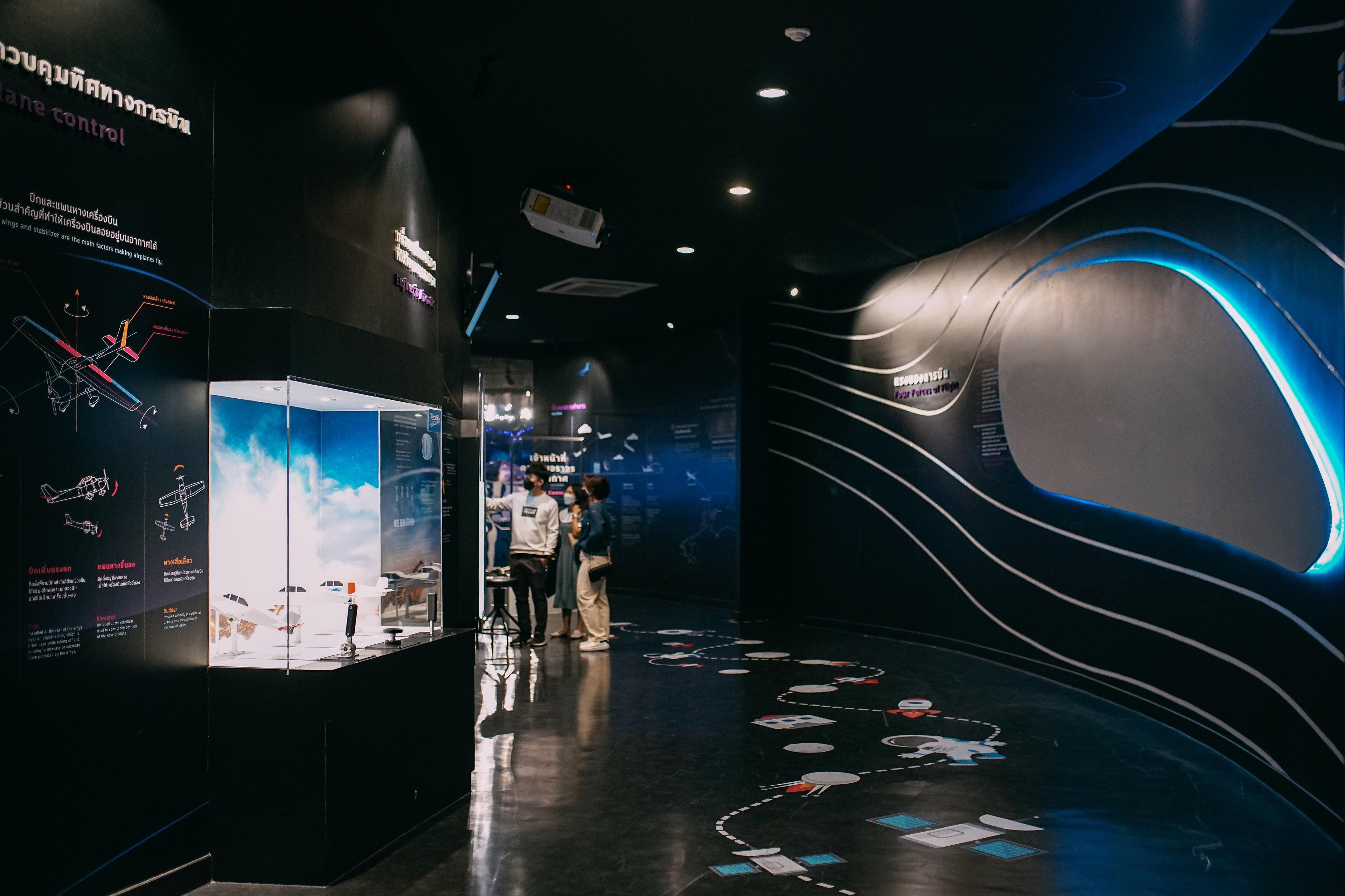 image-showcase