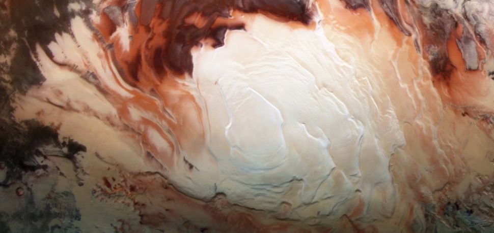 สัญญาณบ่งชี้ว่าดาวอังคารอาจมีทะเลสาบหลายสิบแห่งอยู่ใต้น้ำแข็งขั้วใต้ของดาว